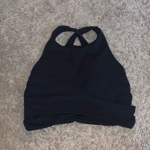 Lululemon high neck crop w built in bra